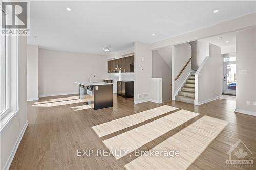 373 Peninsula Road, Ottawa, ON - Indoor