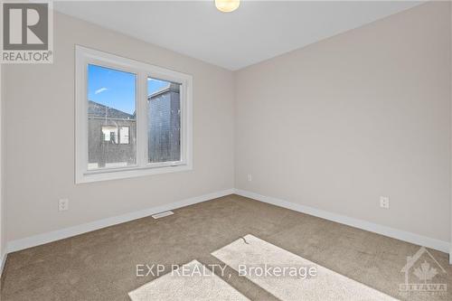 373 Peninsula Road, Ottawa, ON - Indoor Photo Showing Other Room