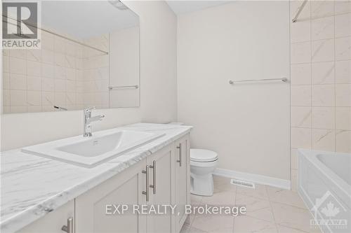 373 Peninsula Road, Ottawa, ON - Indoor Photo Showing Bathroom