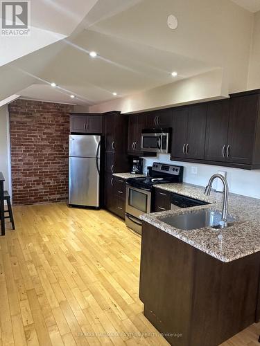 7 - 760 George Street N, Peterborough (Northcrest), ON - Indoor Photo Showing Kitchen