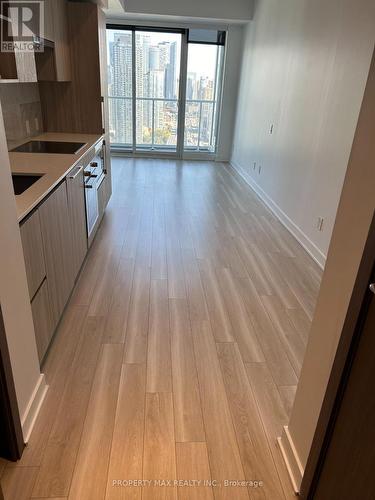 3906 - 19 Bathurst Street, Toronto, ON - Indoor Photo Showing Kitchen