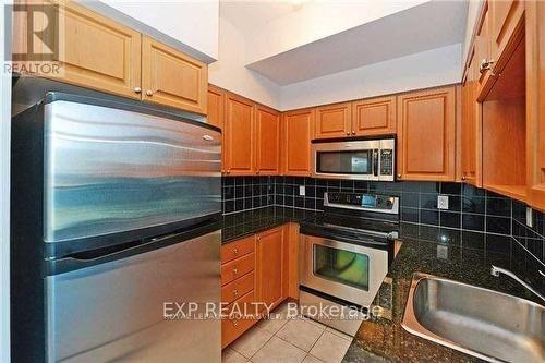 3908 - 18 Yonge Street, Toronto, ON - Indoor Photo Showing Kitchen