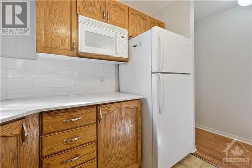 103 Strathaven Private, Ottawa, ON - Indoor Photo Showing Kitchen