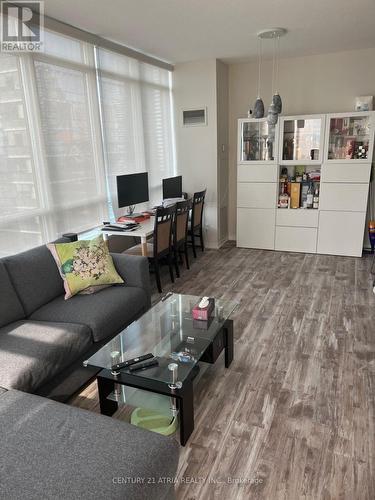 4110 - 55 Bremner Boulevard, Toronto, ON - Indoor Photo Showing Living Room