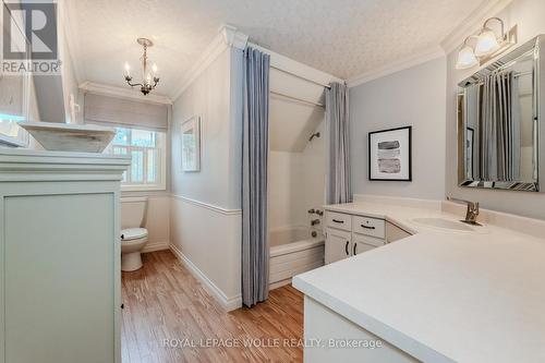 552 Wissler Road, Waterloo, ON - Indoor Photo Showing Bathroom