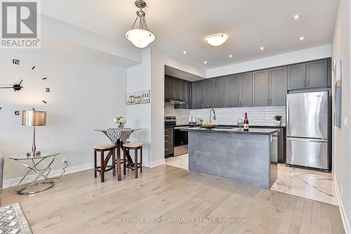 24 Gilbert Wright Avenue, Markham, ON - Indoor Photo Showing Kitchen With Upgraded Kitchen