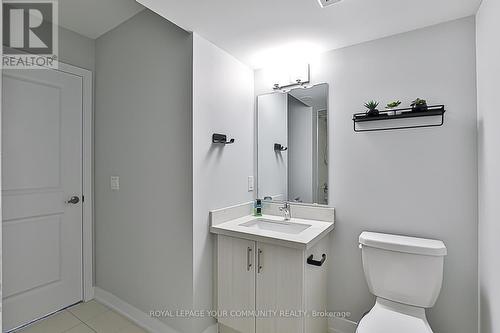 24 Gilbert Wright Avenue, Markham, ON - Indoor Photo Showing Bathroom