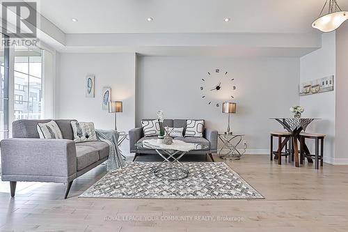 24 Gilbert Wright Avenue, Markham, ON - Indoor Photo Showing Living Room