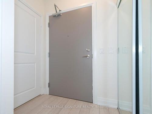 532-3121 Sheppard Ave E, Toronto, ON - Indoor Photo Showing Other Room