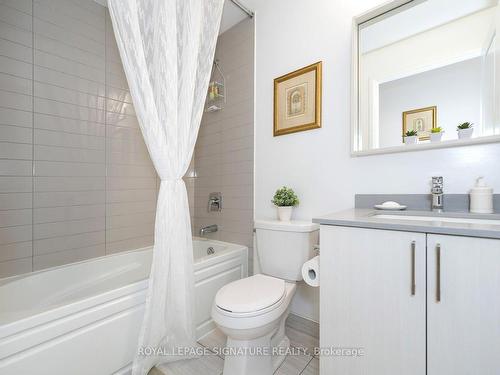 532-3121 Sheppard Ave E, Toronto, ON - Indoor Photo Showing Bathroom