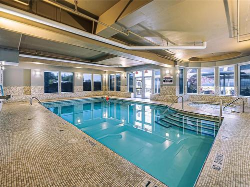 108D-181 Beachside Dr, Parksville, BC - Indoor Photo Showing Other Room With In Ground Pool