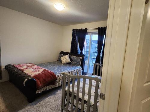 10-405 Myers Rd, Cambridge, ON - Indoor Photo Showing Bedroom