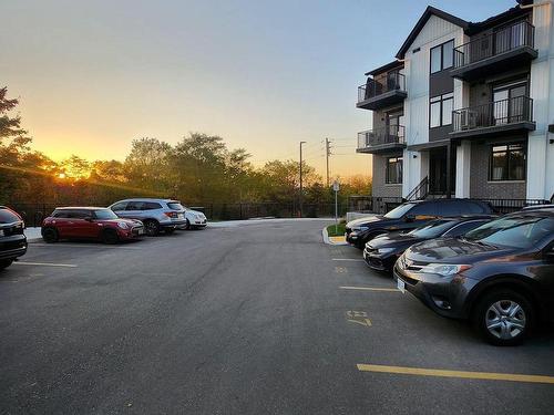 10-405 Myers Rd, Cambridge, ON - Outdoor With Balcony