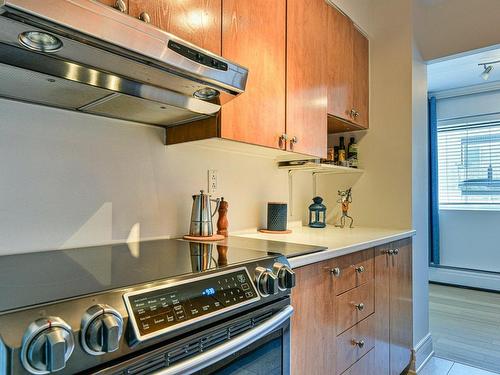 Kitchen - 503-6 Av. Argyle, Saint-Lambert, QC - Indoor Photo Showing Kitchen