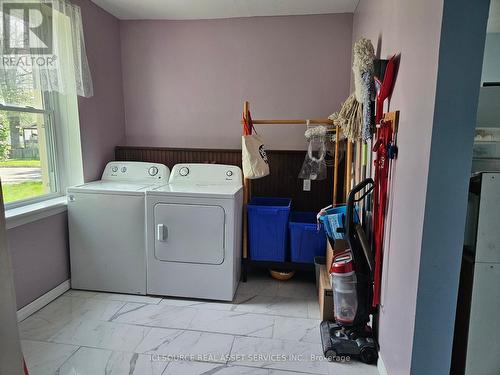 337 Sixth Street E, Cornwall, ON - Indoor Photo Showing Laundry Room