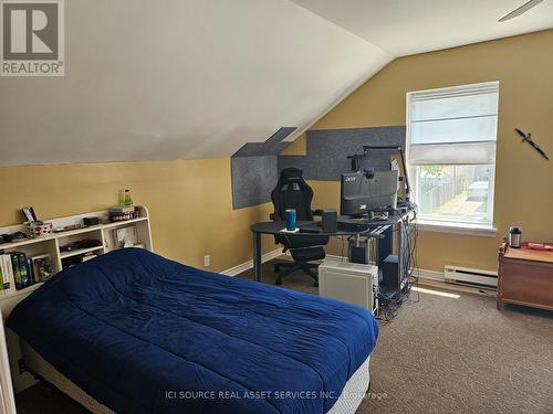 337 Sixth Street E, Cornwall, ON - Indoor Photo Showing Bedroom