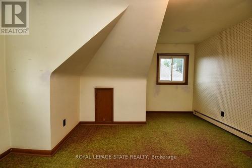 189 Edgemont Street S, Hamilton, ON - Indoor Photo Showing Other Room