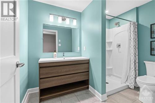 The basement features a full bath. - 71 York Crossing, Russell, ON - Indoor Photo Showing Bathroom