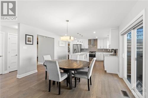 71 York Crossing, Russell, ON - Indoor Photo Showing Dining Room