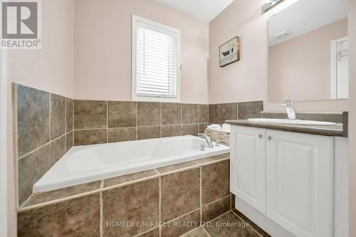 77 - 1850 Kingston Road, Pickering, ON - Indoor Photo Showing Bathroom