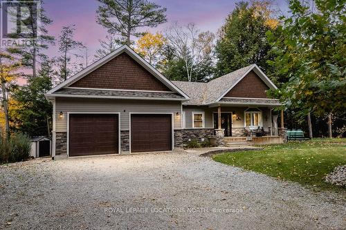 1035 Laidlaw Avenue, Gravenhurst, ON - Outdoor With Deck Patio Veranda