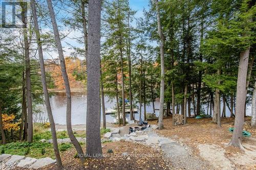 1035 Laidlaw Avenue, Gravenhurst, ON - Outdoor With Body Of Water