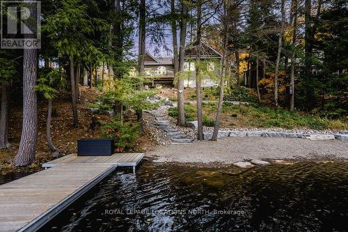 1035 Laidlaw Avenue, Gravenhurst, ON - Outdoor With Body Of Water