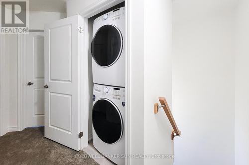 7 Roxanne Drive, Hamilton, ON - Indoor Photo Showing Laundry Room