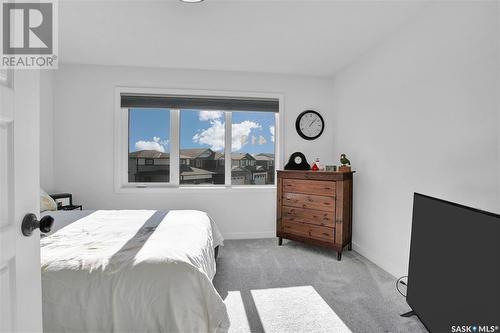 413 Germain Manor, Saskatoon, SK - Indoor Photo Showing Bedroom