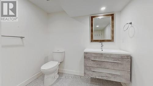 274 Felan Avenue, Oakville, ON - Indoor Photo Showing Bathroom