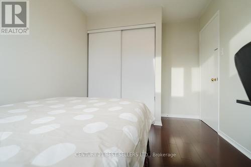 24 - 45 Bristol Road E, Mississauga, ON - Indoor Photo Showing Bedroom