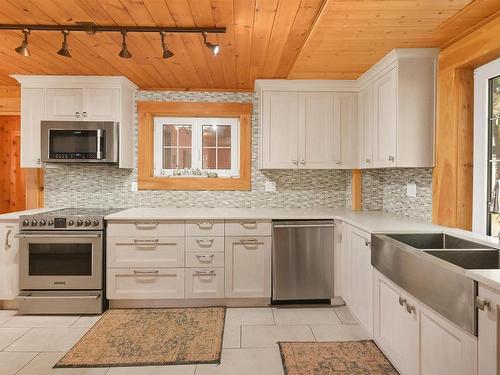 2639 Cabot Trail, Middle River, NS 