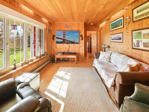 2639 Cabot Trail, Middle River, NS 