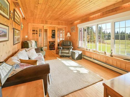 2639 Cabot Trail, Middle River, NS 