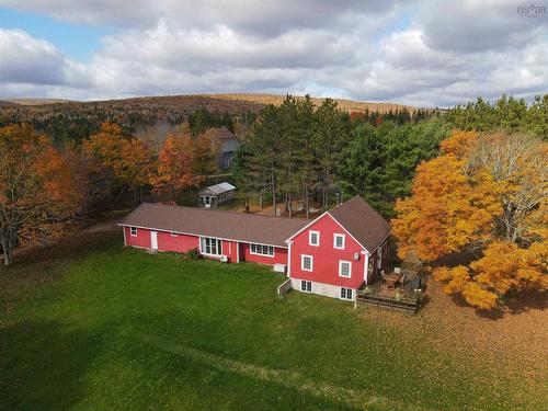 2639 Cabot Trail, Middle River, NS 