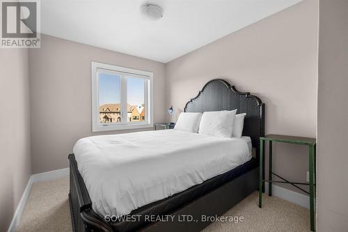 45 Rockmount Crescent, Gravenhurst, ON - Indoor Photo Showing Bedroom