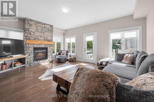 45 Rockmount Crescent, Gravenhurst, ON - Indoor Photo Showing Living Room With Fireplace