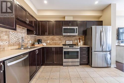 10 - 45 Seabreeze Crescent, Hamilton, ON - Indoor Photo Showing Kitchen With Stainless Steel Kitchen With Double Sink