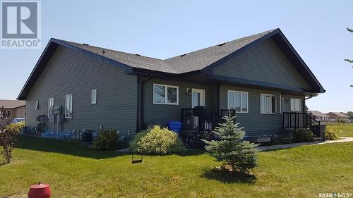 1 201 Carlyle Avenue, Carlyle, SK - Outdoor