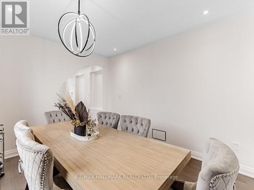 34 Elmeade Lane, Whitchurch-Stouffville, ON - Indoor Photo Showing Dining Room