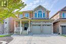 881 Memorial Circle, Newmarket, ON  - Outdoor With Facade 