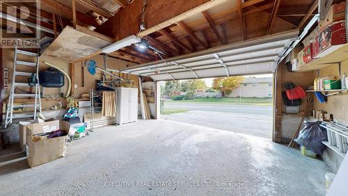 141 Humber Lea Road, Caledon, ON - Indoor Photo Showing Garage