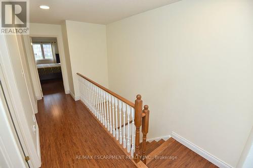 670 Lott Crescent, Milton, ON - Indoor Photo Showing Other Room