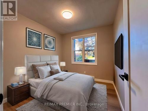 210 - 25 College Street E, Belleville, ON - Indoor Photo Showing Bedroom