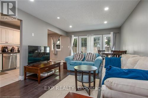 G - 48 Windom Road, Kitchener, ON - Indoor Photo Showing Living Room