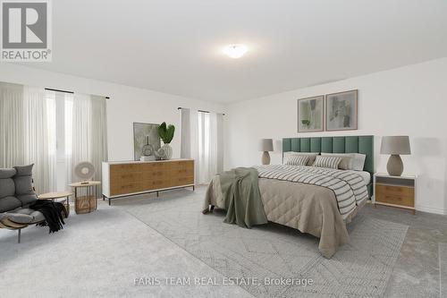 91 Berkely Street, Wasaga Beach, ON - Indoor Photo Showing Bedroom