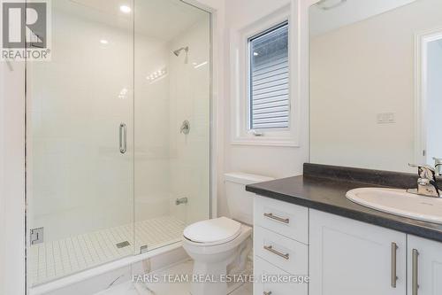 91 Berkely Street, Wasaga Beach, ON - Indoor Photo Showing Bathroom