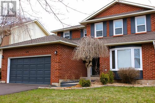 3235 Folkway Drive, Burlington, ON - Outdoor