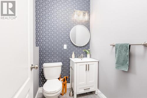 16 Cliff Thompson Court, Georgina (Sutton & Jackson'S Point), ON - Indoor Photo Showing Bathroom