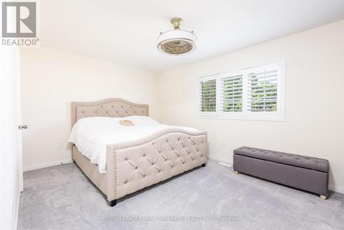 16 Cliff Thompson Court, Georgina (Sutton & Jackson'S Point), ON - Indoor Photo Showing Bedroom